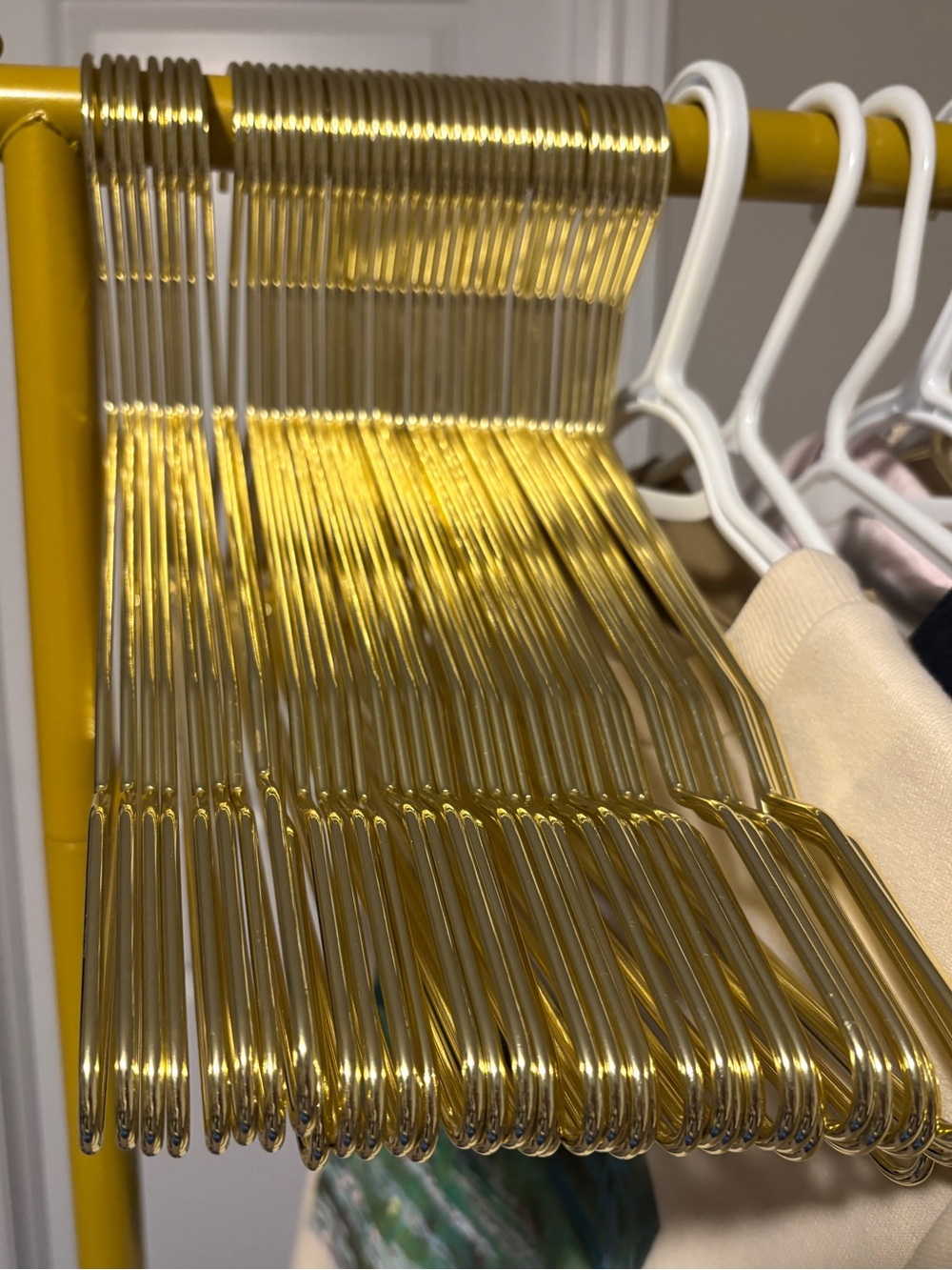 60 x Gold Metal Non-Slip Closet Hangers